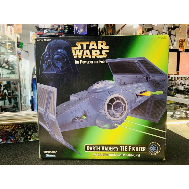 Star Wars Darth Vaders Tie Fighter Kenner 1996 new in box no figurines N05717