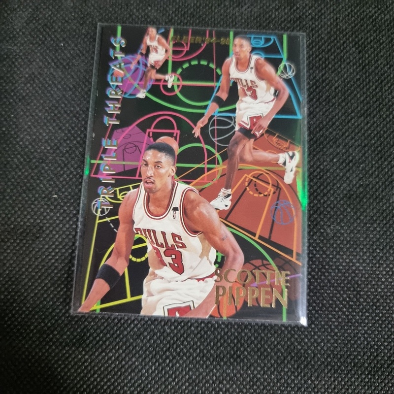 1994-95 Fleer #8 Scottie Pippen Triple Threats Bulls   L18