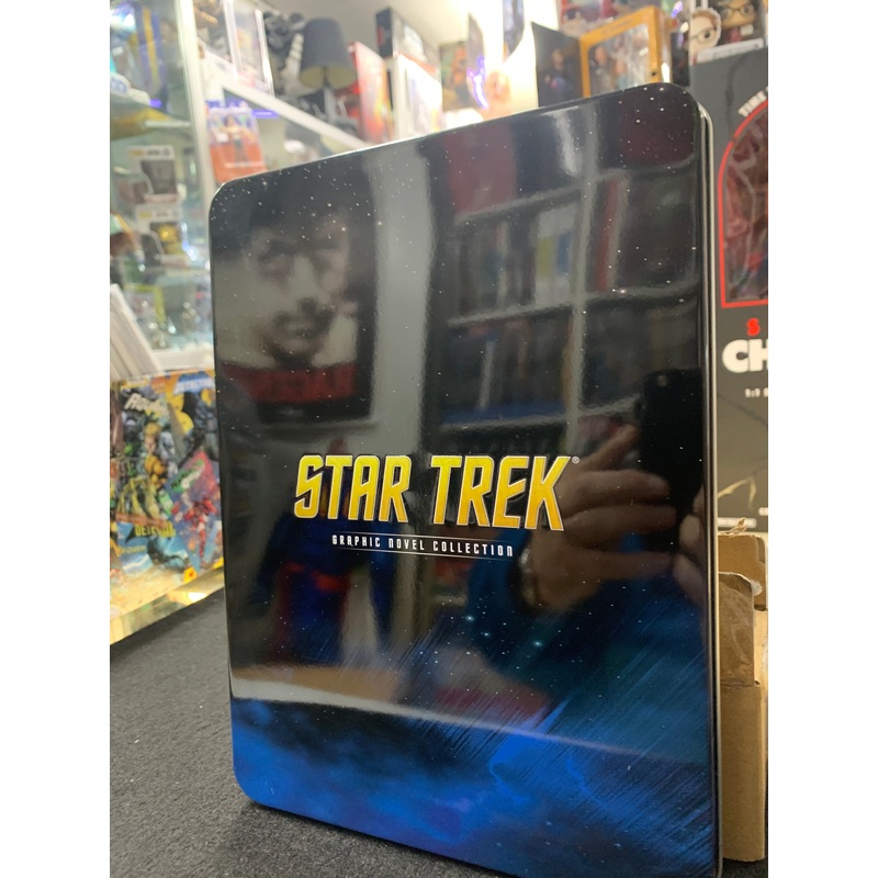 Star Trek new tin to hold cards or graphic novel