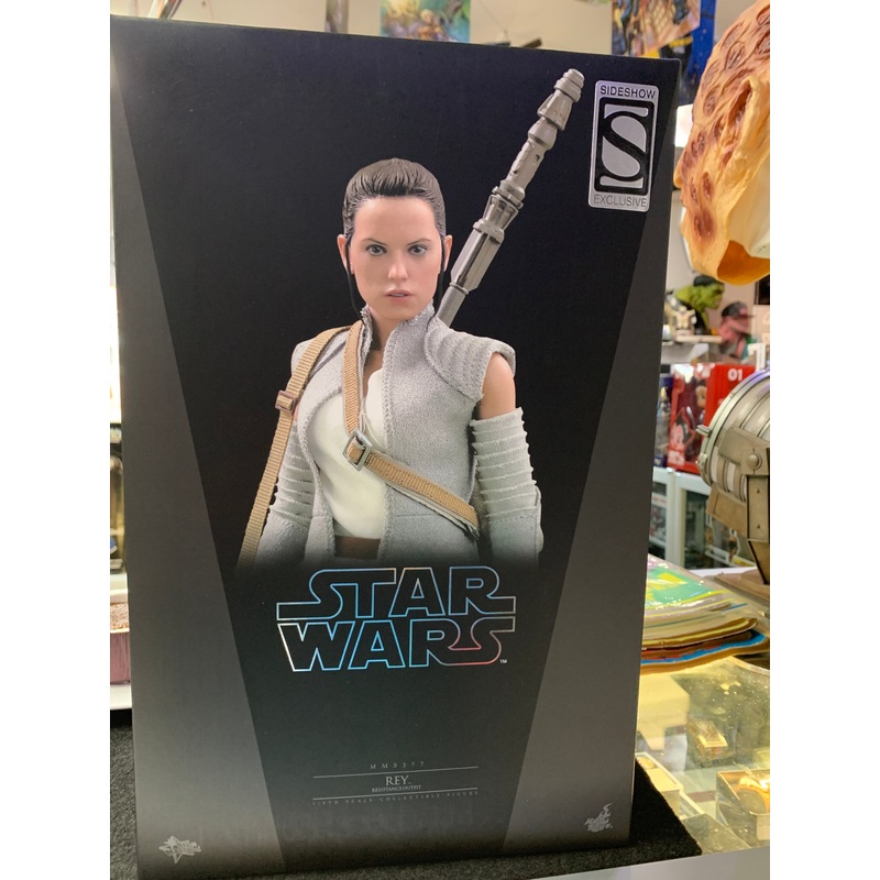 Star Wars sideshow exclusive Hottoys Rey resistance outfit