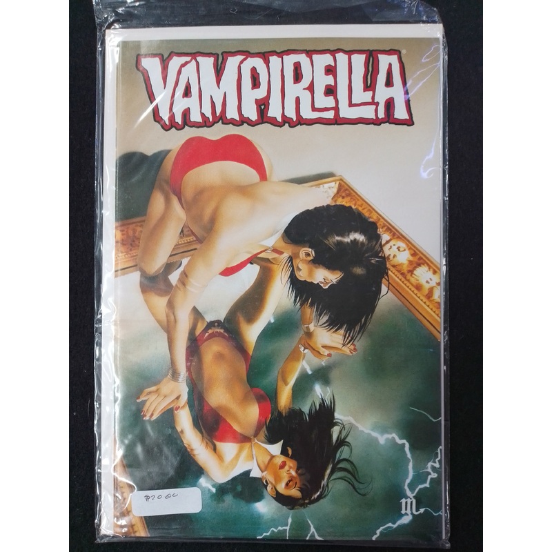 Vampirella – Vampirella #10 Comic Book – Harris Comics – N08871