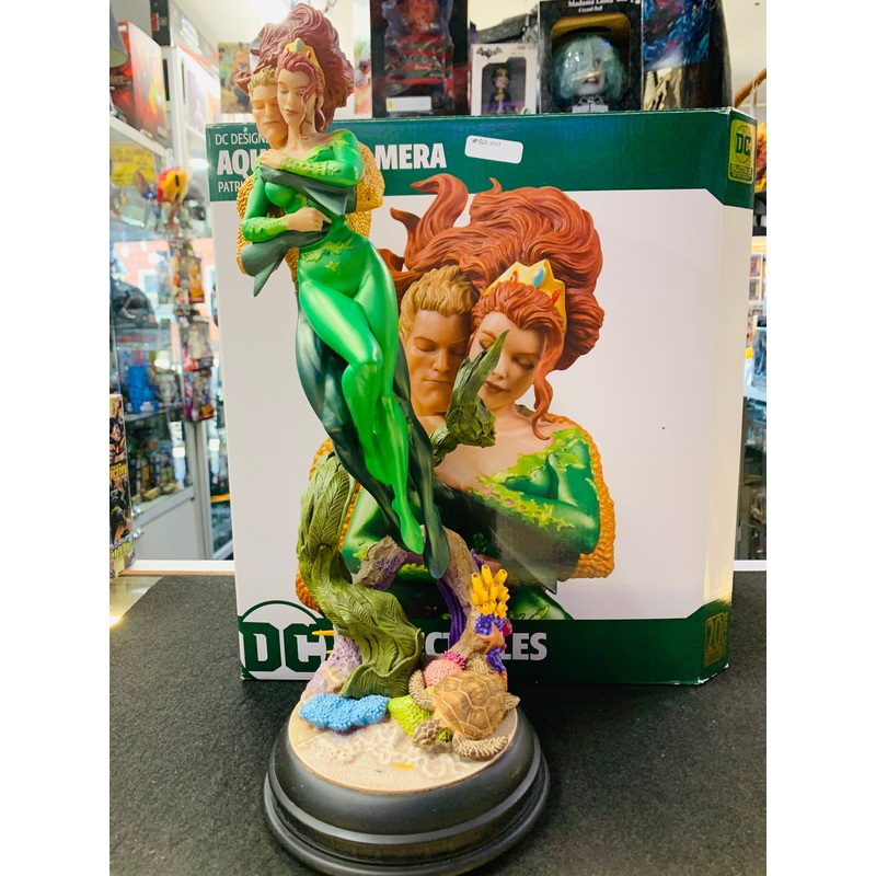 Aquaman and Mera DC collectibles