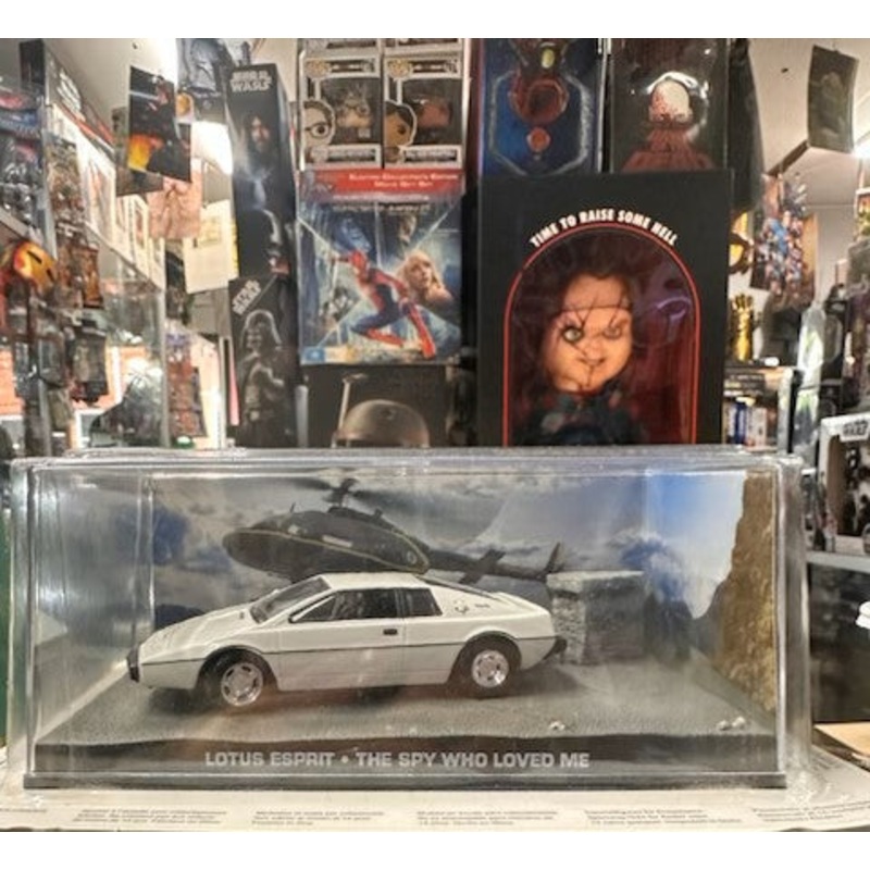 1:43 Lotus Esprit – James Bond The Spy Who Loved Me Universal Hobbies 16