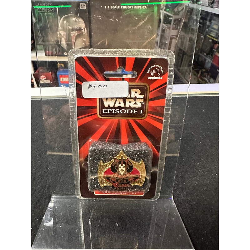 STAR WARS COLLECTORS PIN