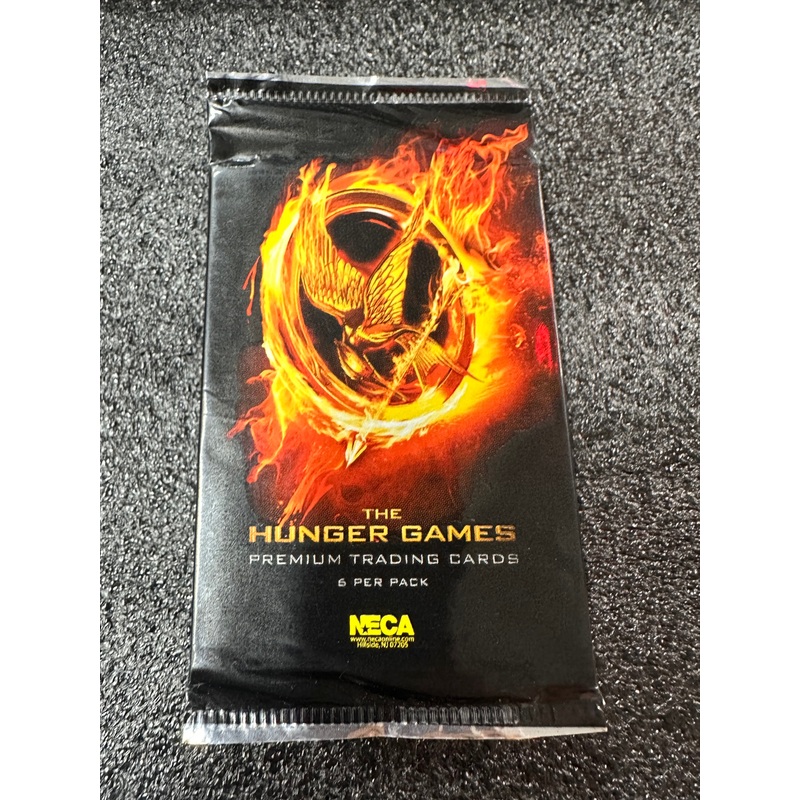 THE HUNGER GAMES PREMIUM TRADING CARDS