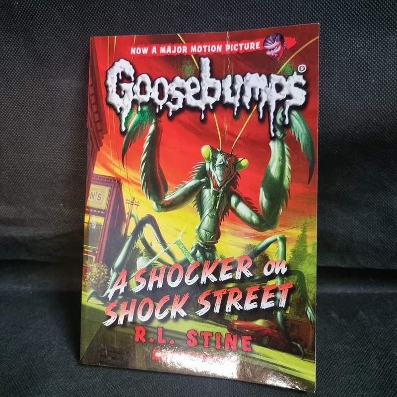 A Shocker on Shock Street (Classic Goosebumps #23) – Paperback