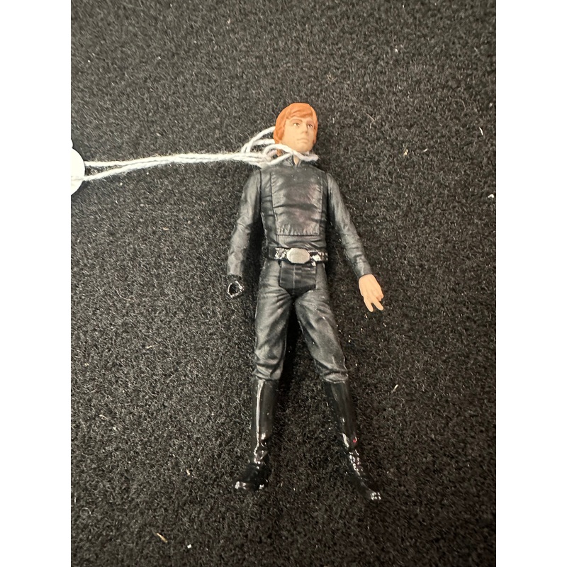 STAR WARS 2000 LUKE SKYWALKER FIGURE