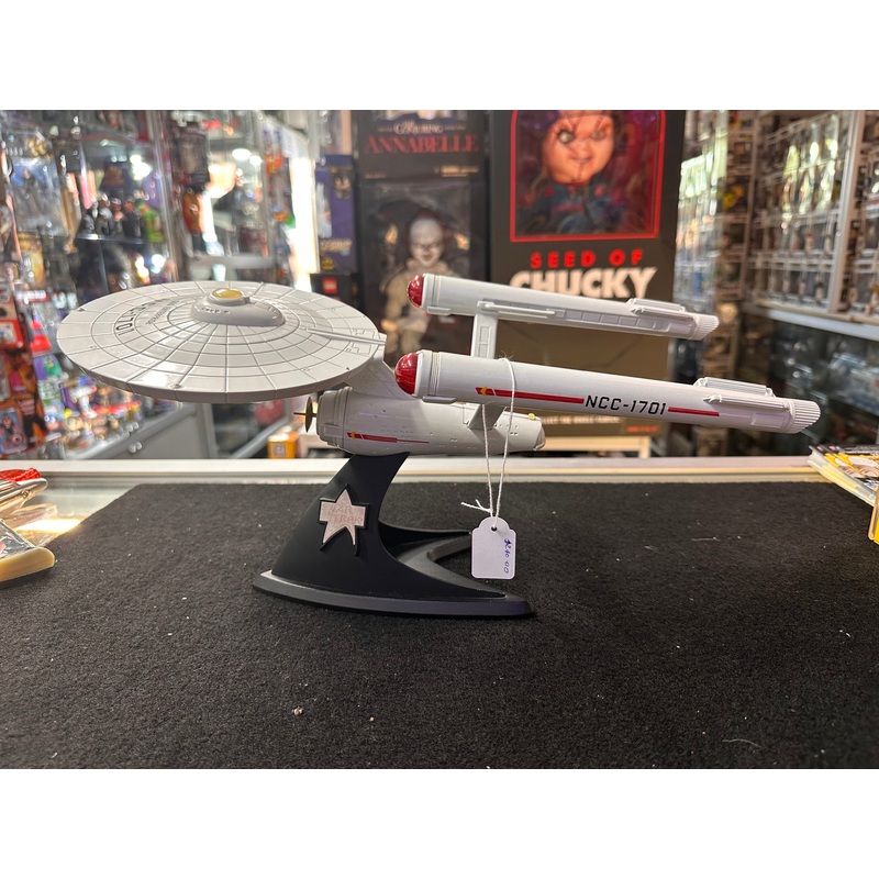 STAR TREK USS ENTERPRISE NCC-1701 DIECAST METAL