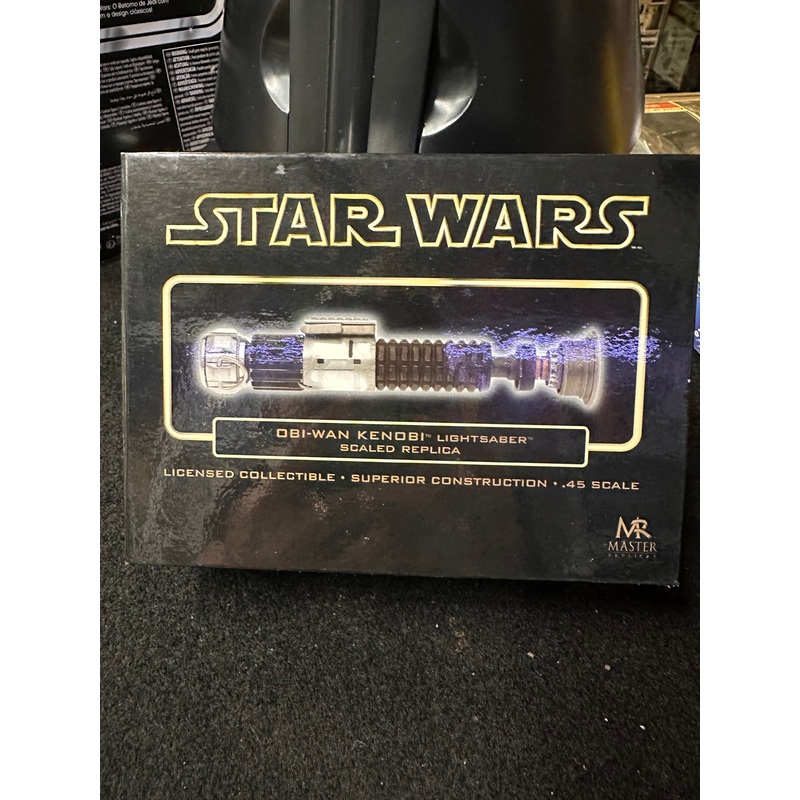 STAR WARS OBI-WAN KENOBI LIGHTSABER SCALED REPLICA
