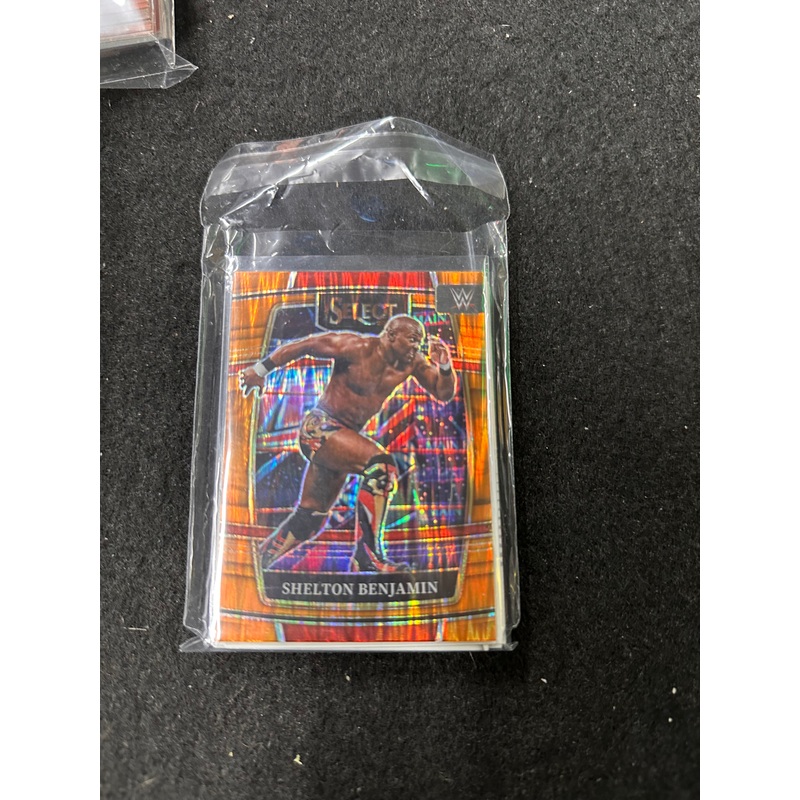 2022 CHRONICLES WWE SMACK DOWN TRADING CARDS