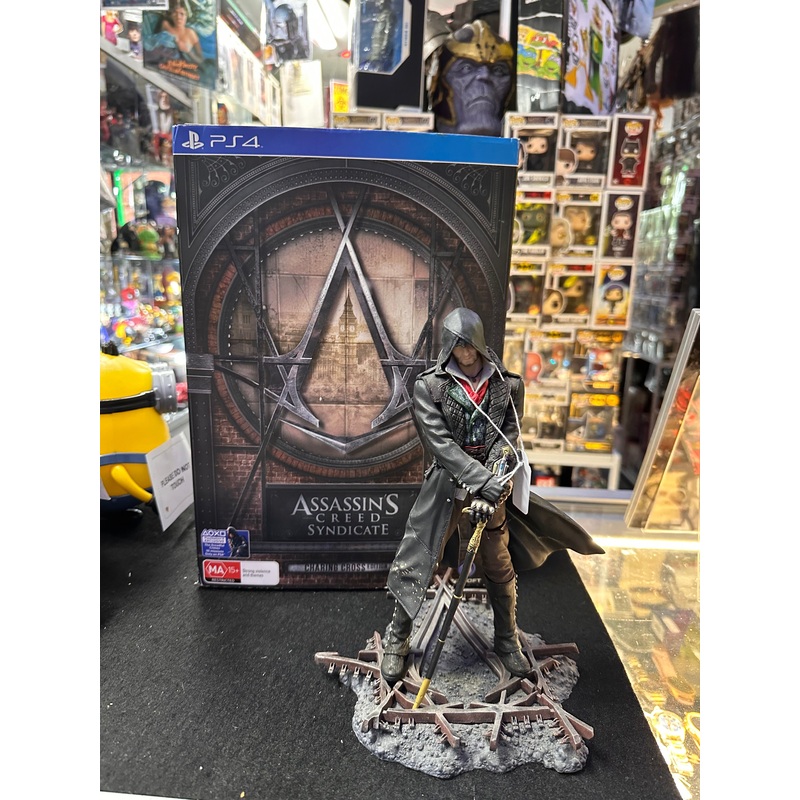 ASSASSINS CREED SYNDICATE STATUE WITH BOX