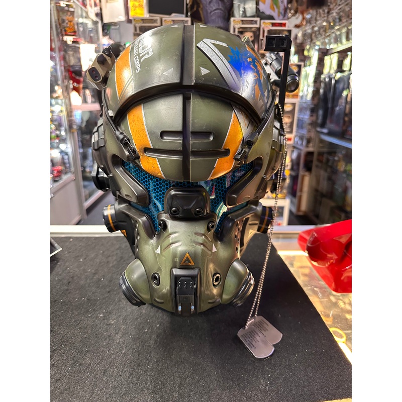 TITANFALL 2 JACK COOPER HELMET WITH DOG TAGS (NO BOX)