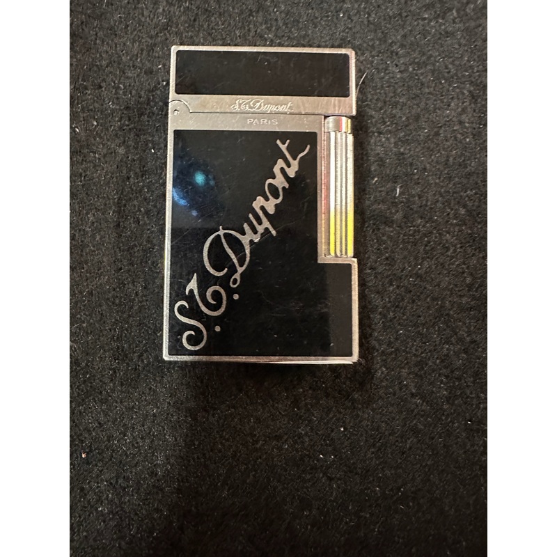ST DUPONT LIGHTER