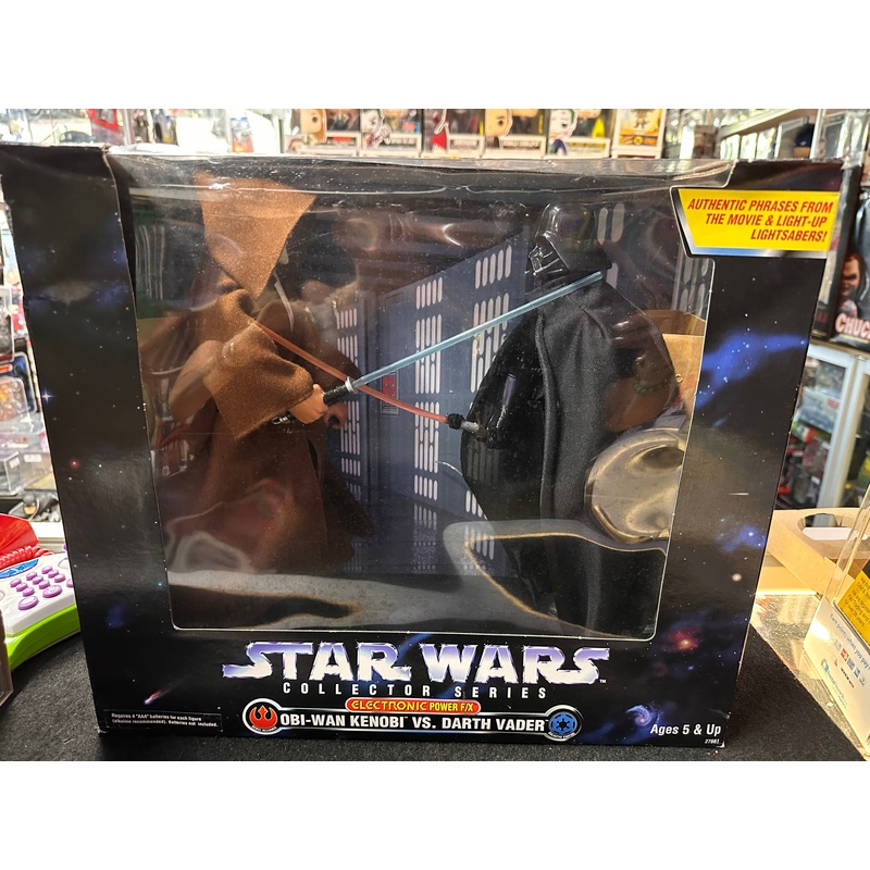 STAR WARS COLLECTOR SERIES OBI-WWAN KENOBI vs DARTH VADER
