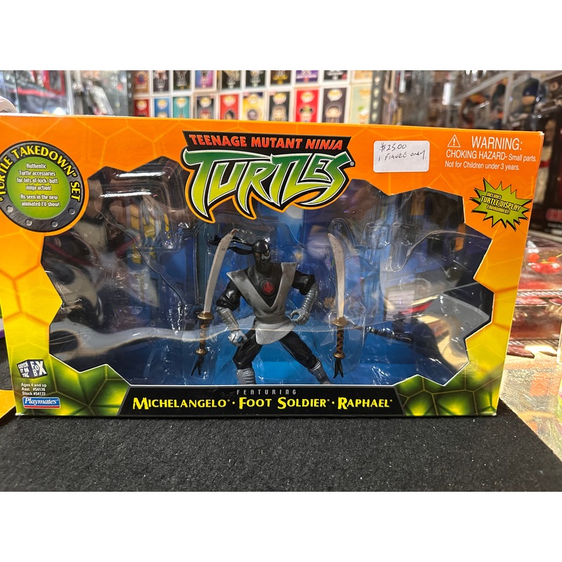 TEENAGE MUTANT NINJA TURTLES-TURTLE TAKE OVER SET FOOT SOLDIER FIGURE ONLY) (Copy)