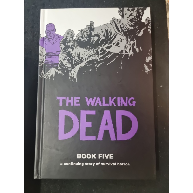 THE WALKING DEAD BOOK FIVE