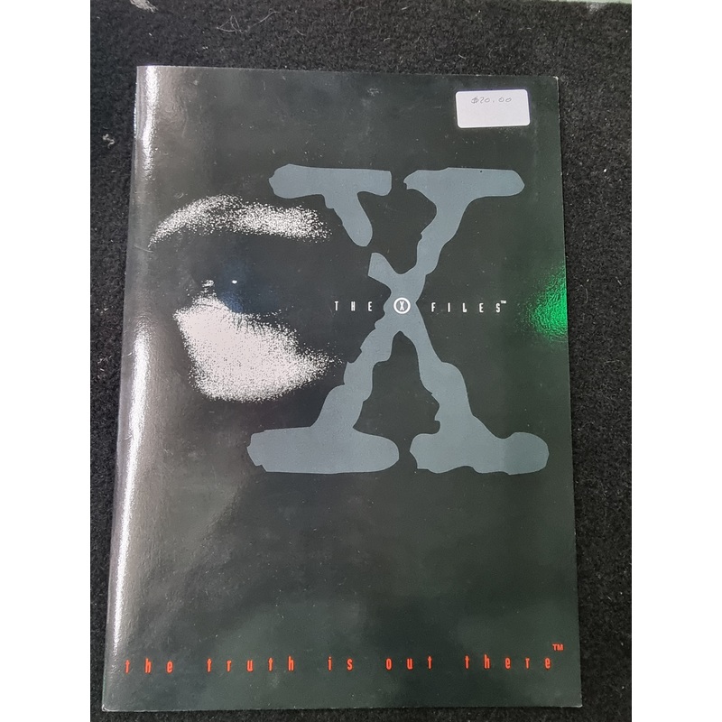 THE X-FILES THE TRUTH IIS OUT THERE – LIMITED EDITION COLLECTOR PACK