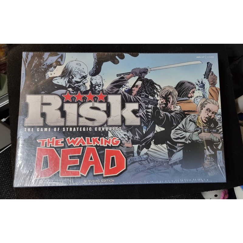 The Walking Dead Risk Survival Edition Zombie Conquest Board Game Hasbro. Sealed
