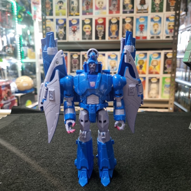 Takara Tomy Hasbro Transformers Studio Series SS86-10 Sweep Voyager Class figure
