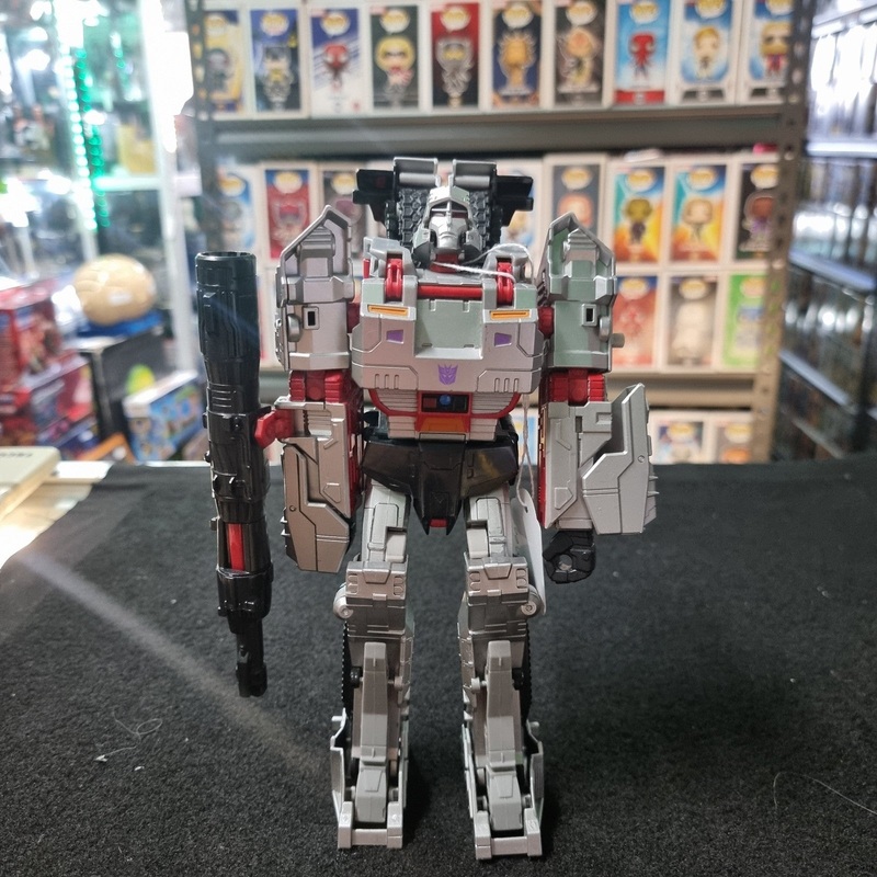 Transformers Combiner Wars MEGATRON (Leader Class)