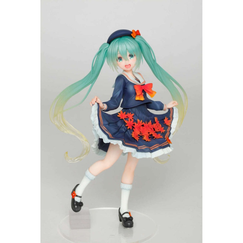 Taito Hatsune Miku 3rd Season Autumn Ver Figure
